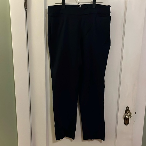 Liz Claiborne Navy Pull-On Straight-Leg Trousers (Women’s Size 14) - Picture 2 of 7